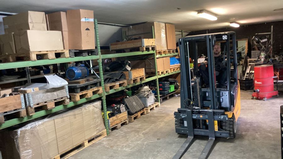 Ersatzteillager der Lampe Strahltechnik GmbH